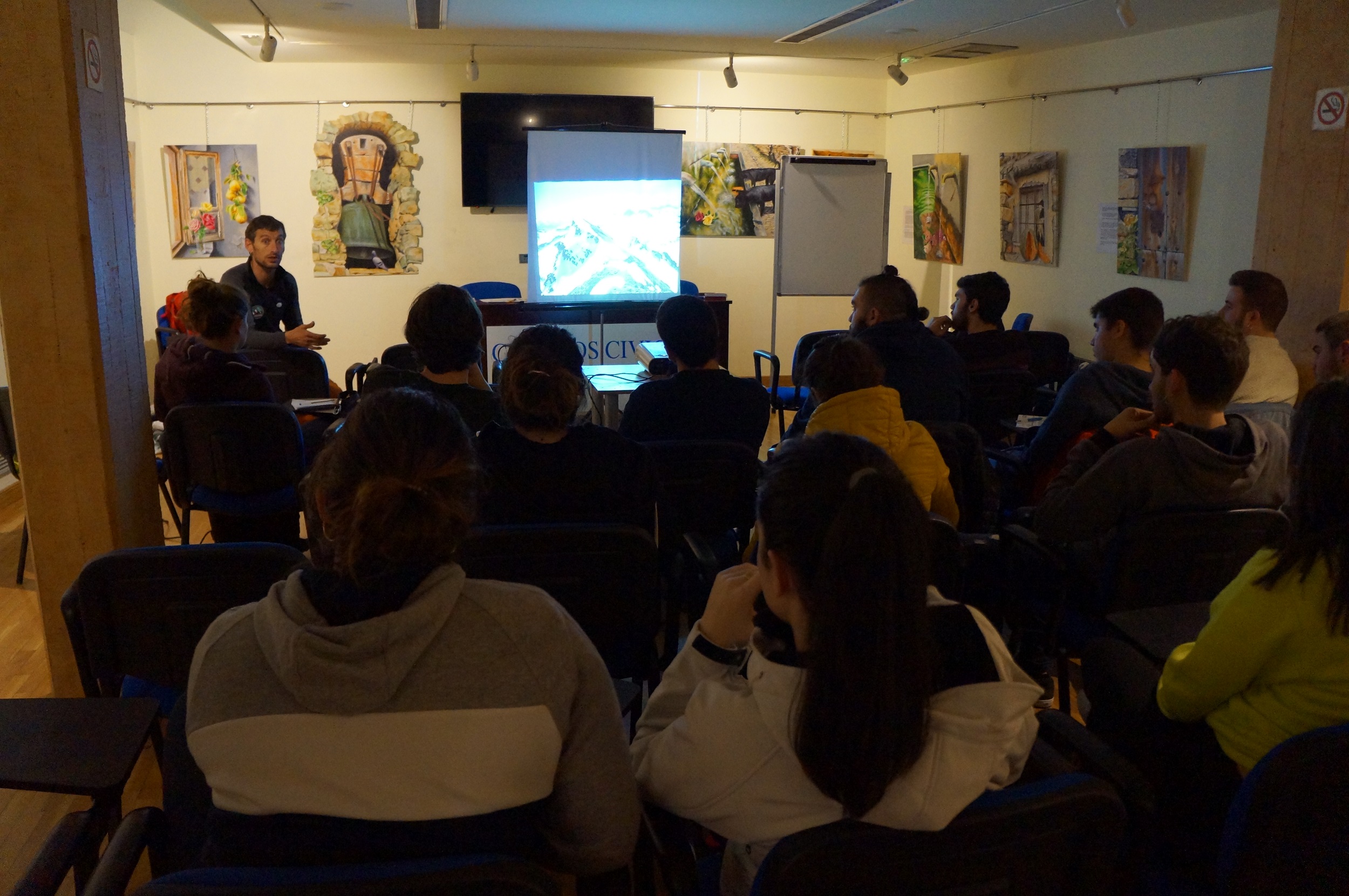CURSO DE SEGURIDAD EN CAMPAMENTOS JUVENILES